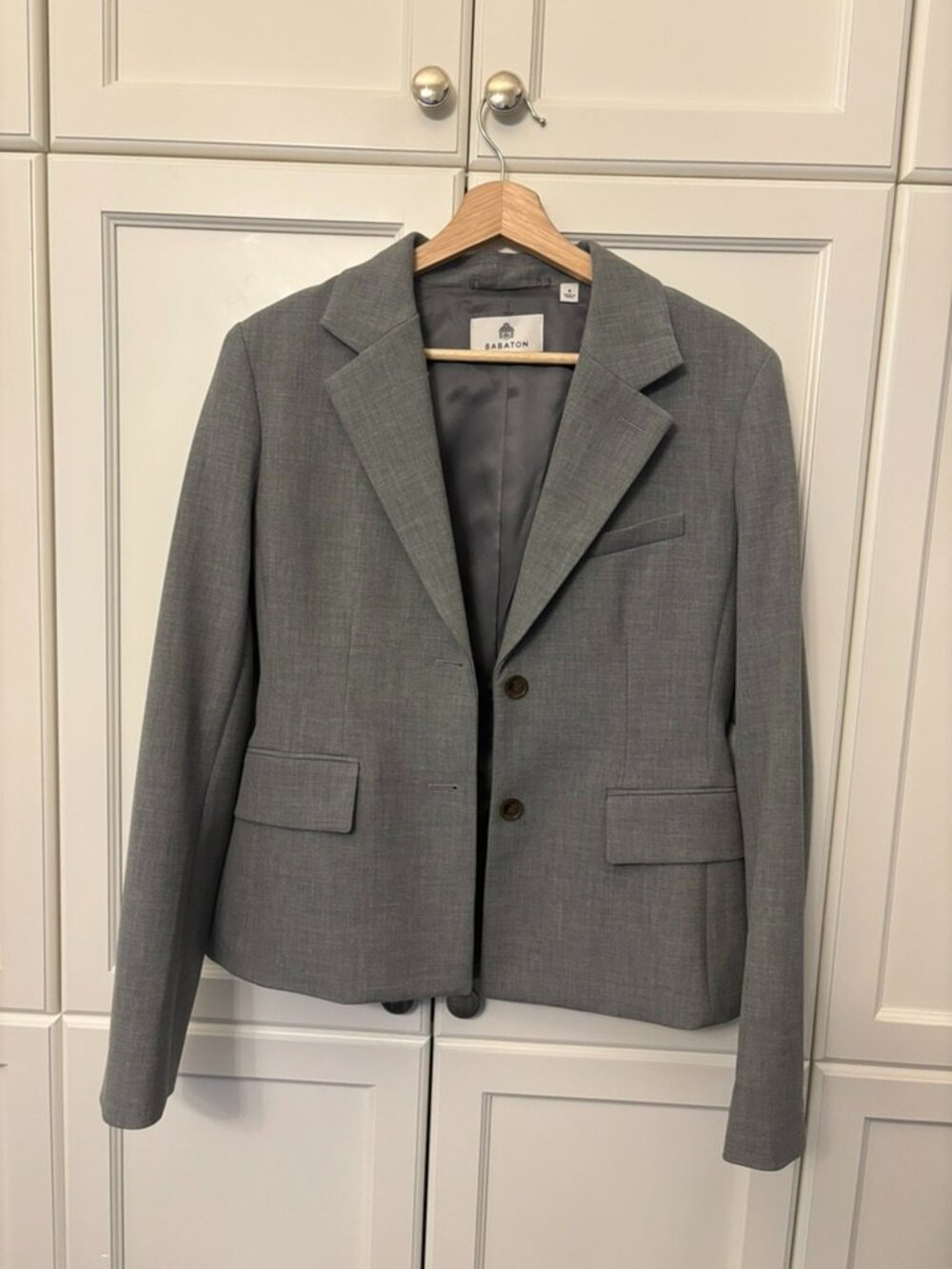 BABATON - Aritzia grey blazer - Size 8